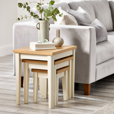 Furniturebox UK Set of 3 Wooden Nesting Tables - Eden Wood Nested Tables - Pale Oak Veneer Top - Solid Rubberwood Cream Frame