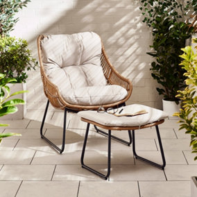Furniturebox UK Tahiti Light Brown Wicker Style PE Rattan Outdoor Garden Chair + Footrest, Greige Cushions, Wicker Style Chair