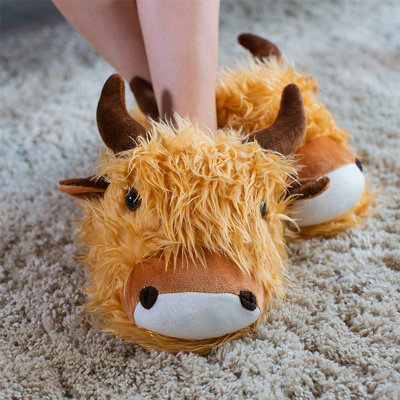 Fuzzy Friends Highland Cow Novelty Slippers