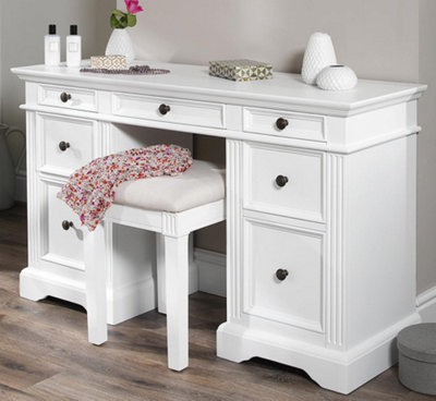 Gainsborough White Dressing Table with 7 Drawers