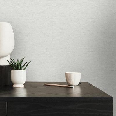 Galerie Flourish Silver Plain Texture Wallpaper FL61138