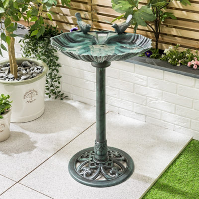 Garden Bird Bath Clam Shell Birdbath With Rustic Metal Effect Green ...