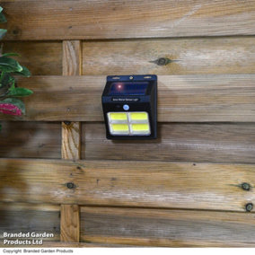 Garden Gear 112 LED Motion Sensor Solar Powered Light Weatherproof Outdoor Security Light and 270 degree Wide Beam (1)