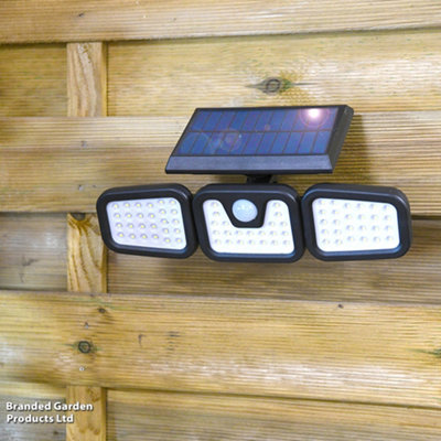 Garden Gear Solar-Powered Motion Sensor Security Light 74 LEDs, Remote Control & Weatherproof IP65 Design (1)