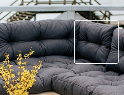 Pallet corner clearance sofa cushions