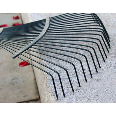 Garden Rake - 42 cm / 18 Tine Wide Rake with 120cm Long Handle ...