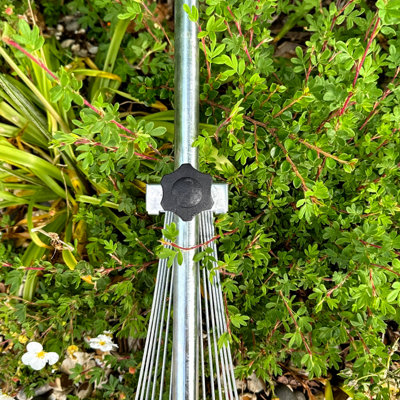 Garden Rake Adjustable Expandable Garden Leaf Lawn Rake for Gardening ...