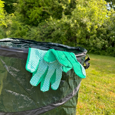 Garden Tidy Leaf Collection Scoops Clean Up Kit Leaf Grabs, Gloves & Pop Up Waste Bag
