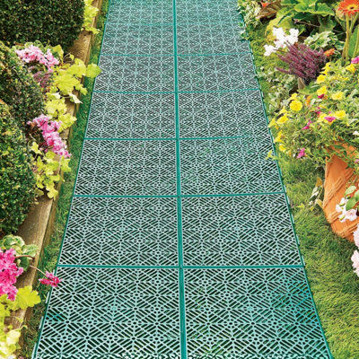 Garden Tiles Green Pack of 20, Non-Slip Clip-Together Pathway Tiles, Weatherproof, 29.5 x 29.5cm