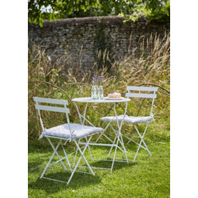 Garden Trading Outdoor Indoor Rive Droite Patio Bistro Set Chairs Chalk Steel