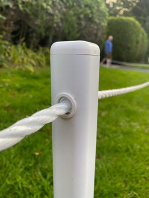Garden Verge Markers 40cm high Plastic Posts (5 pcs) with Rope (10.5m ...