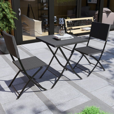 B&q bistro deals table and chairs