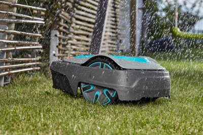 GARDENA Robot Mower - The intelligent Robot Lawnmower SILENO – Gardena