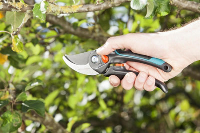 GARDENA Bypass Garden Secateurs XL - 4