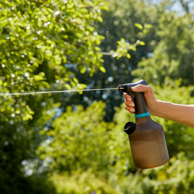 GARDENA Soft Sprayer and Pump Sprayer Bundle - 7