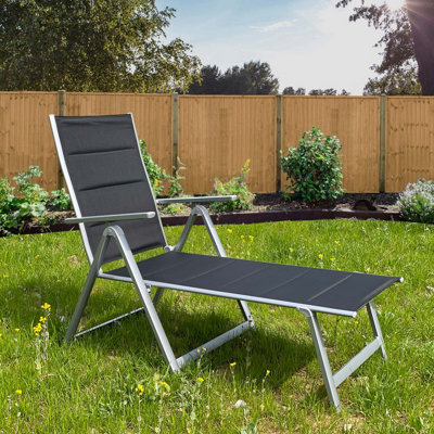 GardenCo Deluxe Padded Folding Sunlounger, Textoline Outdoor Reclining Weather Resistant Garden Furniture Sun Lounger Bed