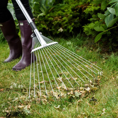 Gardeners Mate Expanding Leaf & Lawn Rake
