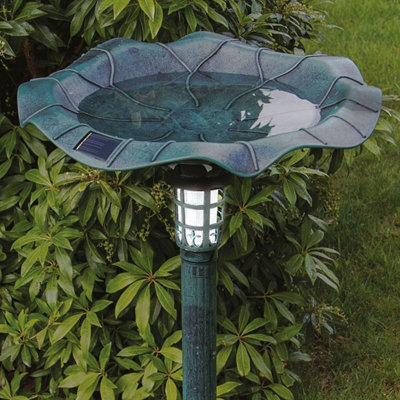 GardenKraft 17430 Bird Bath with Solar Powered Light - 3