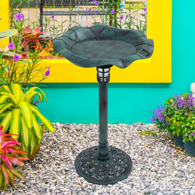 GardenKraft 17430 Bird Bath with Solar Powered Light - 9