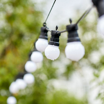 GardenKraft 72290 20 Warm White Retro Style LED Festoon String Lights