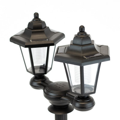 Gardenwize 3 In 1 Solar Powered LED Double Headlamp Garden Post Light ...