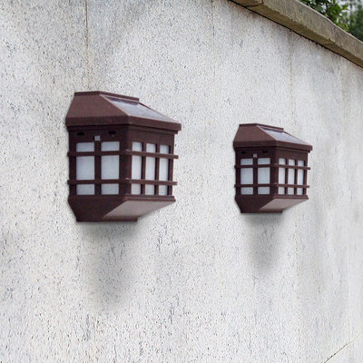 Gardenwize Pack of 2 Solar Powered Flaming Lantern Effect Garden Wall Lights