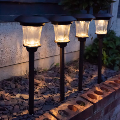 B&q solar store stake lights