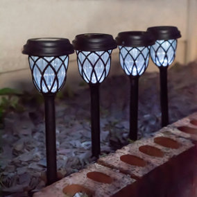 Gardenwize Pack of 4 Solar Powered Pathway Stake Lights Eco Friendly No Running Costs Decorative Garden Lights