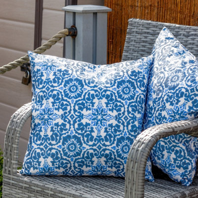 Cobalt blue hotsell outdoor cushions