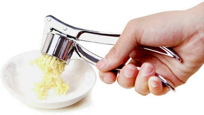 Garlic Press Crusher Squeezer Masher Kitchen Mincer Tool Hand Presser Grinder