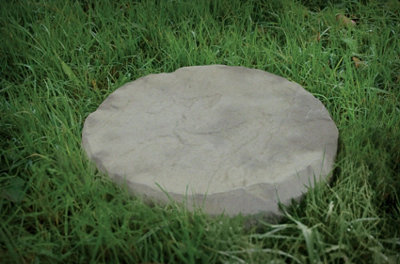 Gawsworth Concrete Stepping Stone Weathered Moss 400mm Pack of 25