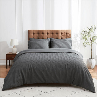 GC GAVENO CAVAILIA 3D Embossed Duvet Set Truro Triangle King Charcoal Reversible Geometric Plain Comforter Cover