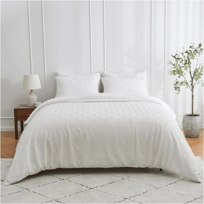 GC GAVENO CAVAILIA 3D Embossed Duvet Set Truro Triangle King White Reversible Geometric Plain Comforter Cover