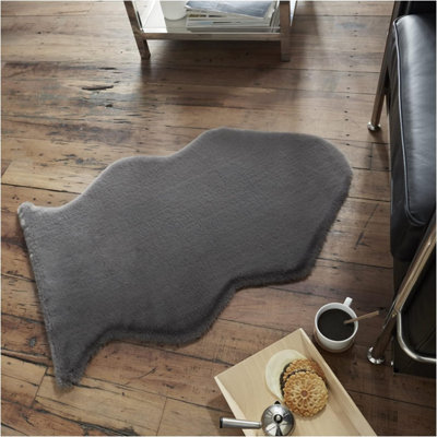 GC GAVENO CAVAILIA Bunny Soft Faux Fur Rug Grey Warm & Cosy Animal Skin ...