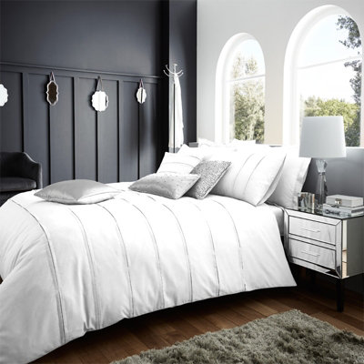 GC GAVENO CAVAILIA Cloud Nine Duvet Cover Bedding Set King 3PC White With Matching Pillowcases