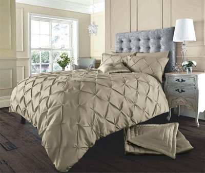 GC GAVENO CAVAILIA Dazzling Diamonds duvet cover bedding set latte double 3PC with pintuck quilt cover