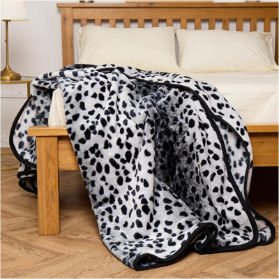 GC GAVENO CAVAILIA New Jungle Skin Throw 150X200 Dark Grey Warm Cosy Blanket DIY at B Q
