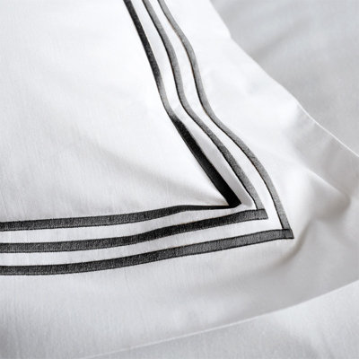 GC GAVENO CAVAILIA Sheer Elegance Duvet Cover Bedding Set Single 2PC White/Black With Matching Pillowcases