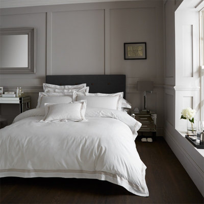 GC GAVENO CAVAILIA Sheer Elegance Duvet Cover Bedding Set Single 2PC White/Latte With Matching Pillowcases
