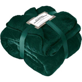 GC GAVENO CAVAILIA Sherpa Snug Blanket 200x240 Green ,Soft Thermal Warm Cosy Throw Blanket For Sofas Large Bed & Settee