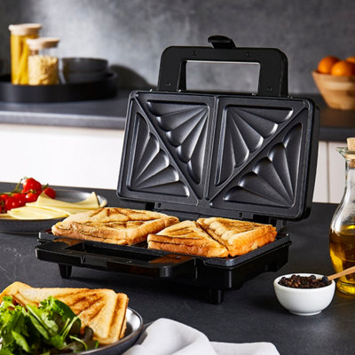 Geepas 1000W Deep Fill Toastie Maker 4 Slice Electric Grill Sandwich Toaster Cool Touch Handle Automatic