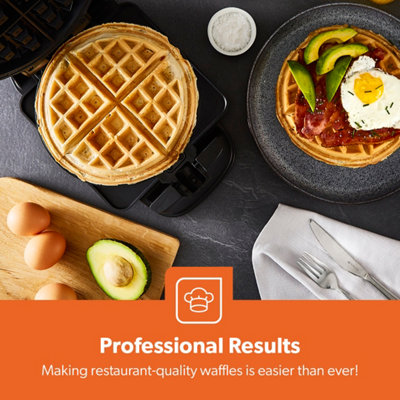 Geepas 1000W Rotating Belgian Waffle Maker Rotary Waffle Iron Machine with Non Stick Plates Auto Temperature Control