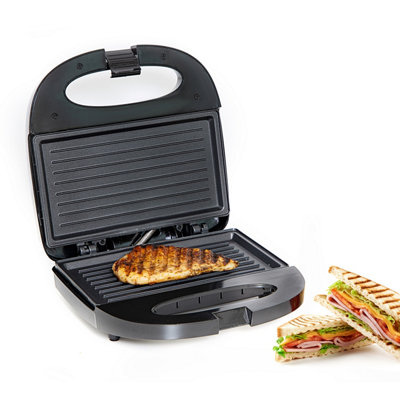 https://media.diy.com/is/image/KingfisherDigital/geepas-700w-2-slice-sandwich-toaster-grill-maker-griddle-toastie-maker~6294015500721_01c_MP?$MOB_PREV$&$width=768&$height=768