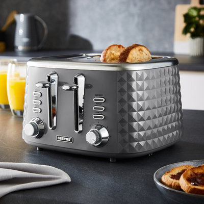 Geepas Argyle 4 Slice Bread Toaster with 7 Level Browning Control 1750W, Grey