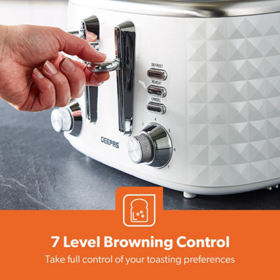 Geepas Argyle 4 Slice Bread Toaster with 7 Level Browning Control 1750W, White
