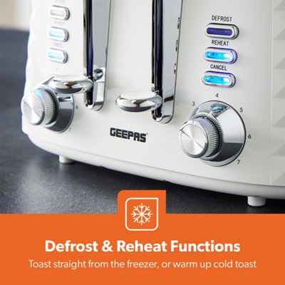 Geepas Argyle 4 Slice Bread Toaster with 7 Level Browning Control 1750W, White