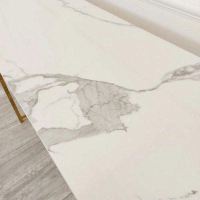 Geo Console Table / A Fusion of Functionality and Style