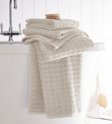 Towel best sale bale holder