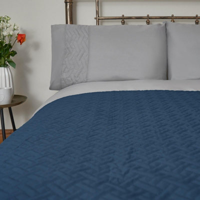 Geo Pinsonic Blanket Throw Quilted Bedspread