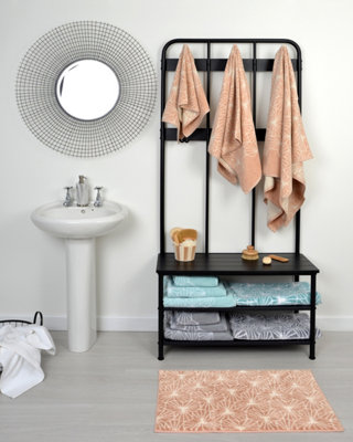 Geometric Design Non-Slip Bath Mat - Blush Pink